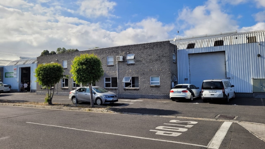 To Let commercial Property for Rent in Maitland Western Cape